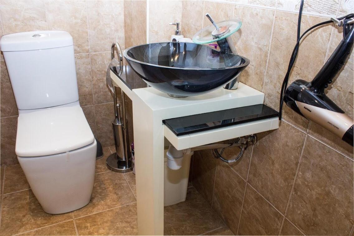 Abc Apartments Business Class Киев Екстериор снимка