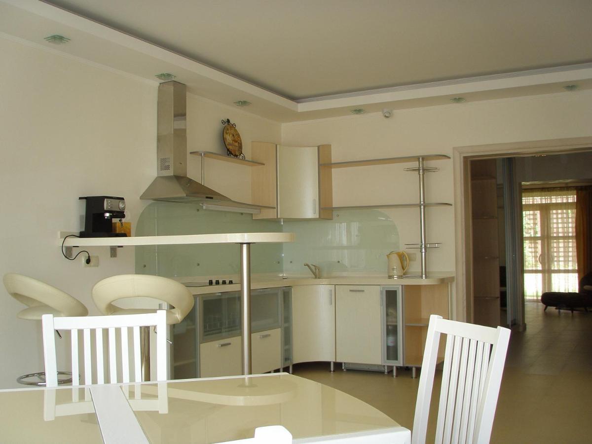 Abc Apartments Business Class Киев Стая снимка